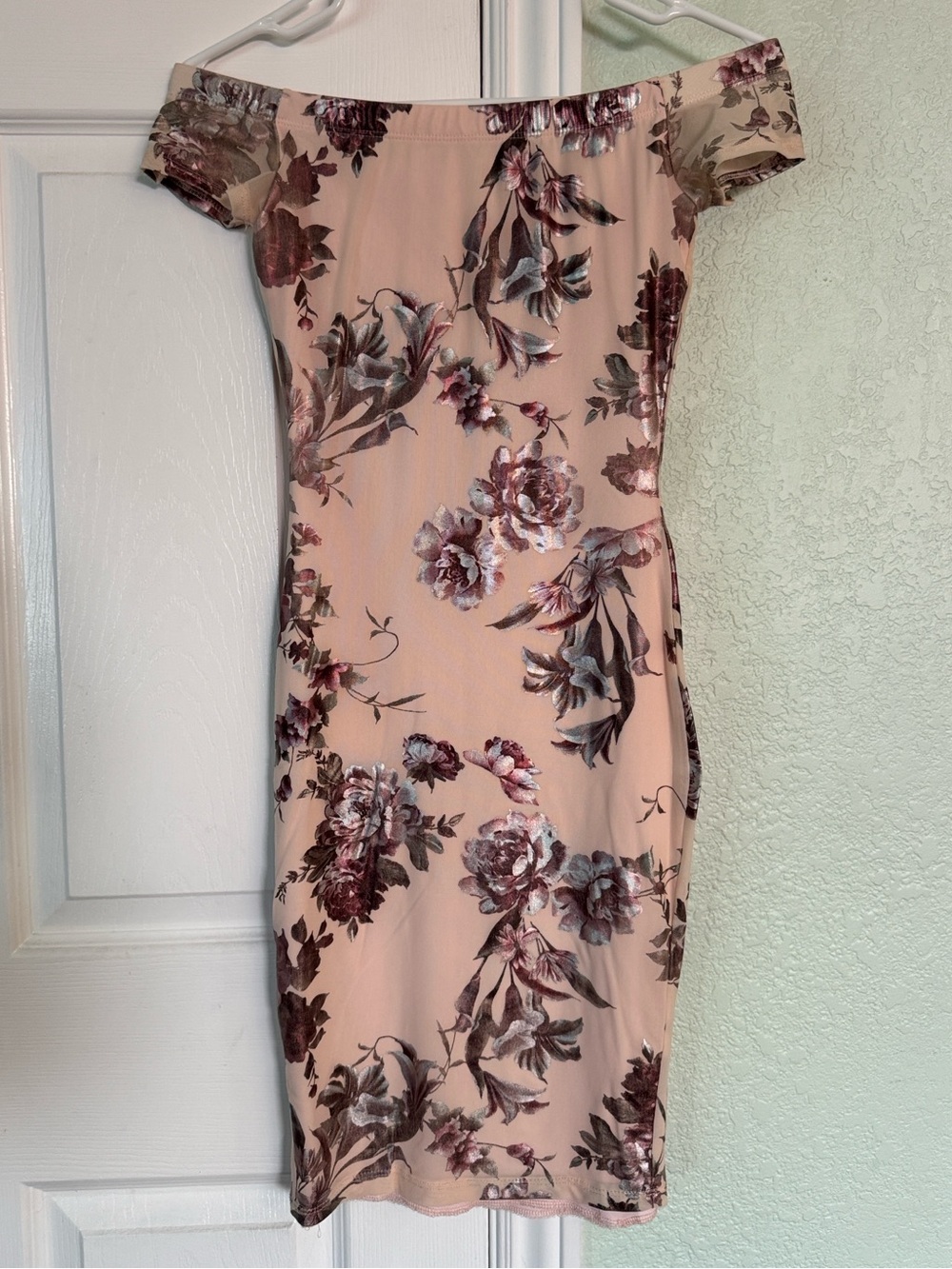 Guess Blush Pink Floral Off-Shoulder Midi Dress